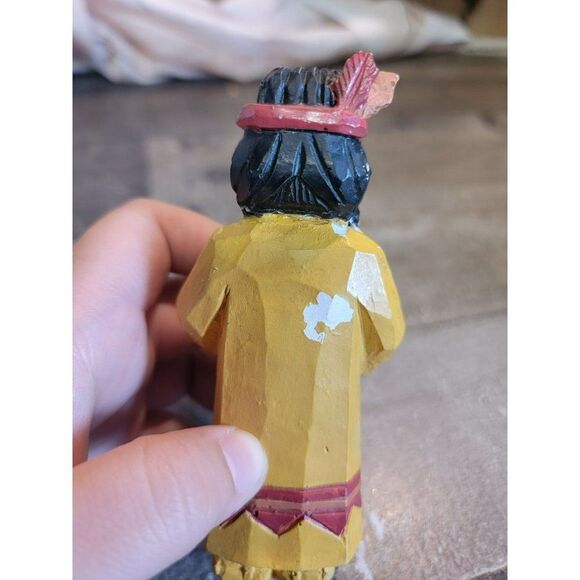 Native American Girl Apple bundle AS IS figure decor Thanksgiving - Picture 5 of 7